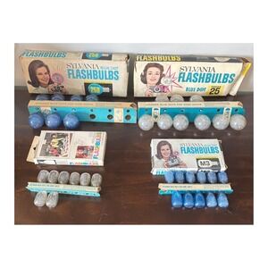 Vtg Sylvania Blue Dot Flashbulbs Lot Press 25 25B M3 Clear Blue Photography